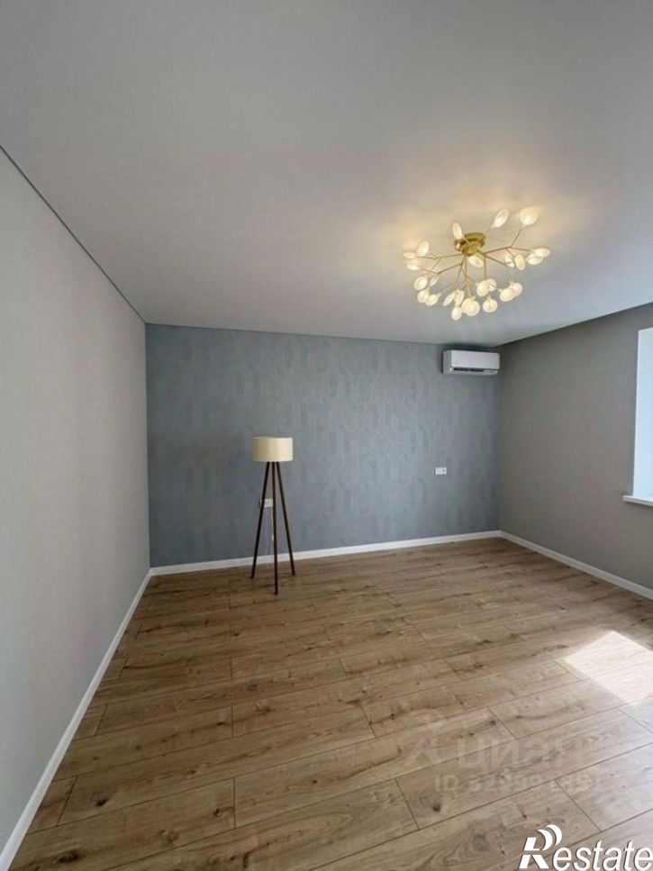 2-комн квартира улица Гази Загитова, 11/1,  д. 11/1