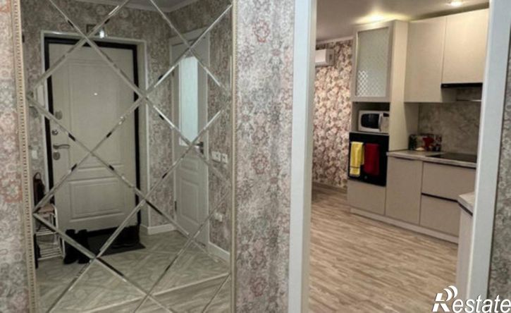 3-комн квартира ул Евгения Столярова, 4а,  д. 4а
