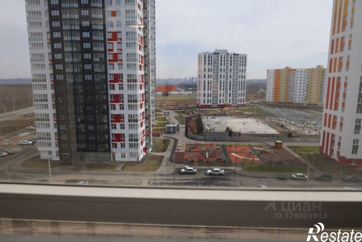 3-комн квартира пр-кт Дружбы народов, 53,  д. 53