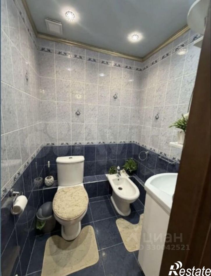 3-комн квартира улица Ахметова, 30/1,  д. 30/1