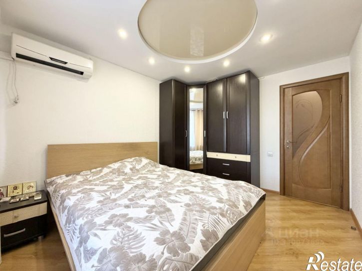 2-комн квартира ул Колпинская, 18,  д. 18