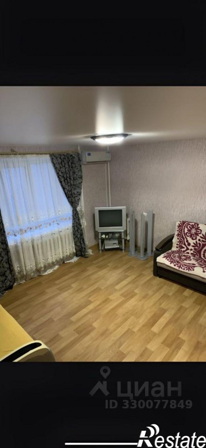 2-комн квартира улица Рабкоров, 2/1,  д. 2/1