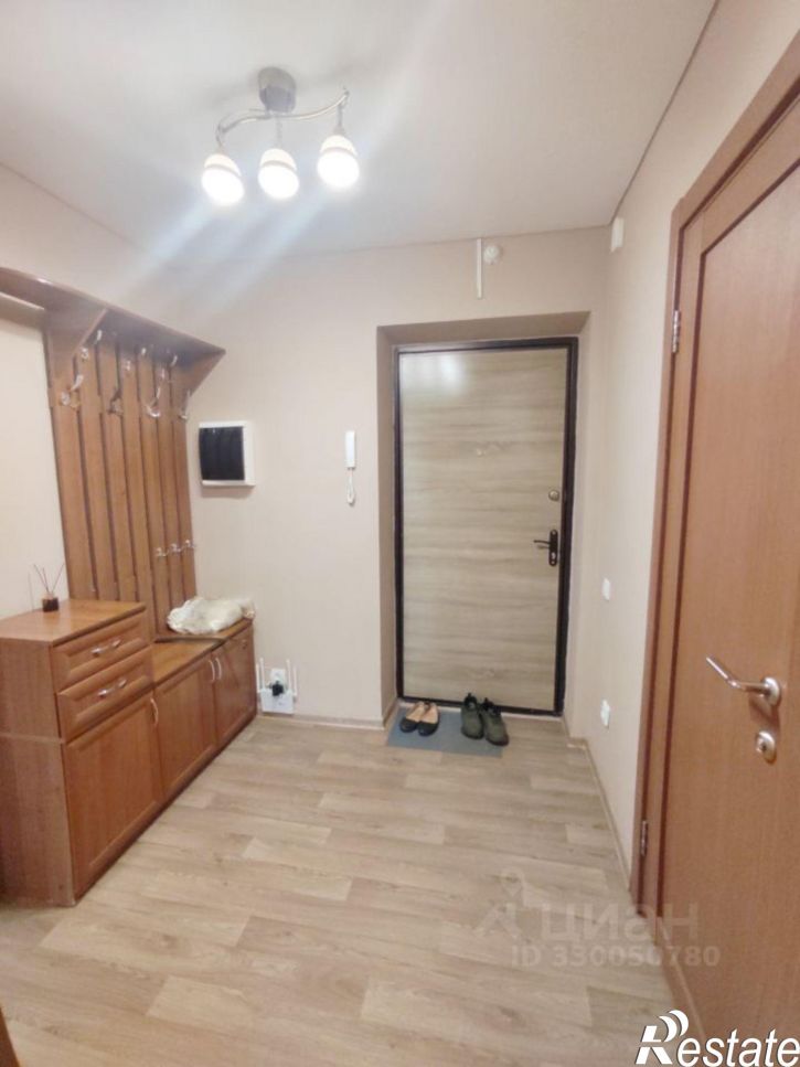 1-комн квартира ул Генерала Ишбулатова, 8/2,  д. 8/2