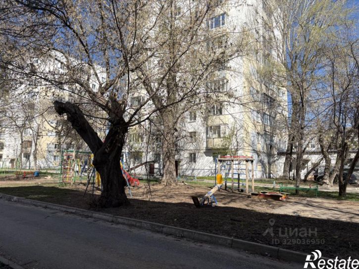 3-комн квартира ул Революционная, 30/1,  д. 30/1
