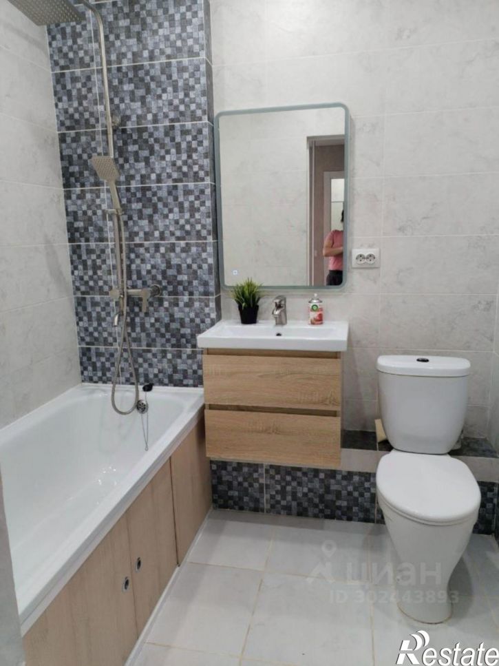 2-комн квартира ул Архитектора Калимуллина, 1,  д. 1
