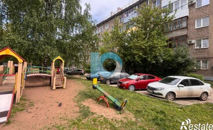 2-комн квартира проспект Октября, 52/1,  д. 52/1