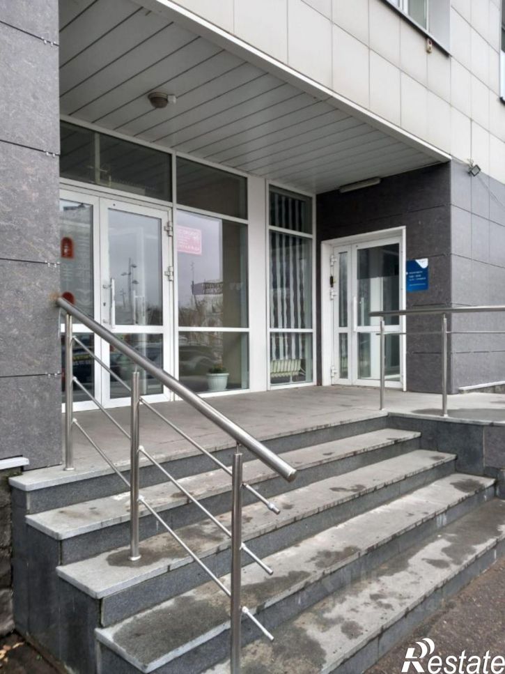 3-комн квартира проспект Октября, 152/1,  д. 152/1