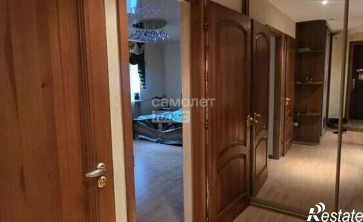 4-комн квартира улица Софьи Перовской, 11,  д. 11