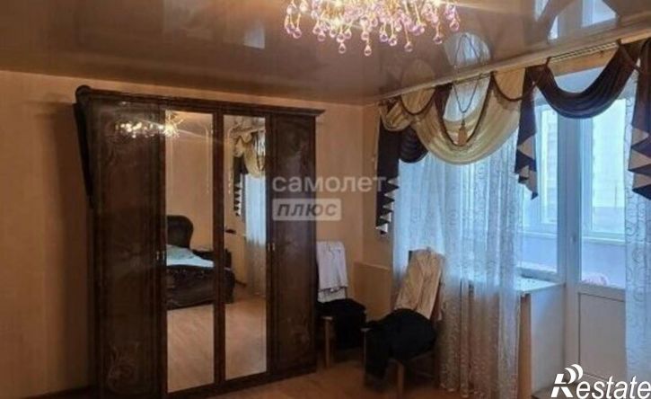 4-комн квартира улица Софьи Перовской, 11,  д. 11