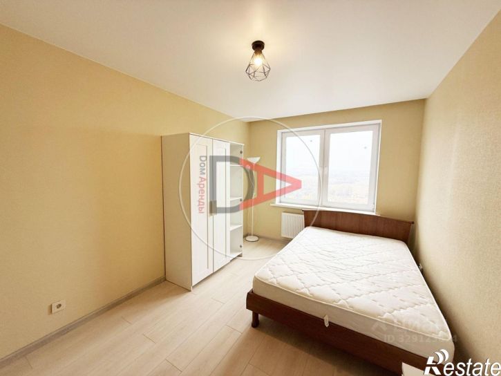 3-комн квартира ул Дмитрия Купцова, 2,  д. 2