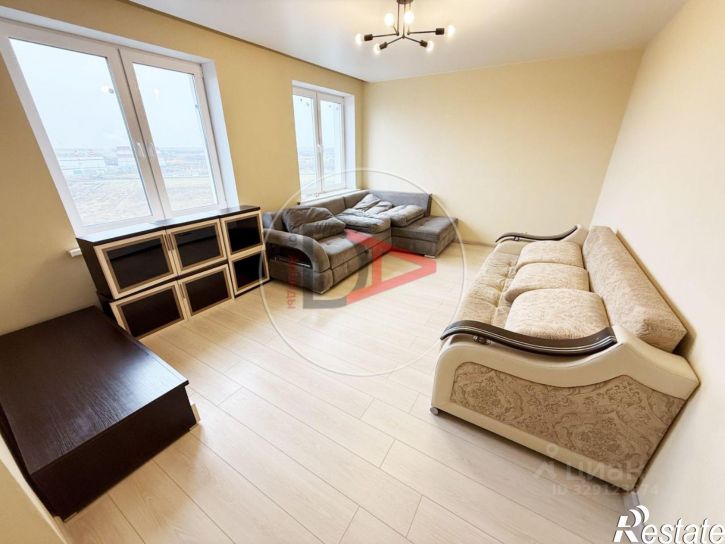 3-комн квартира ул Дмитрия Купцова, 2,  д. 2