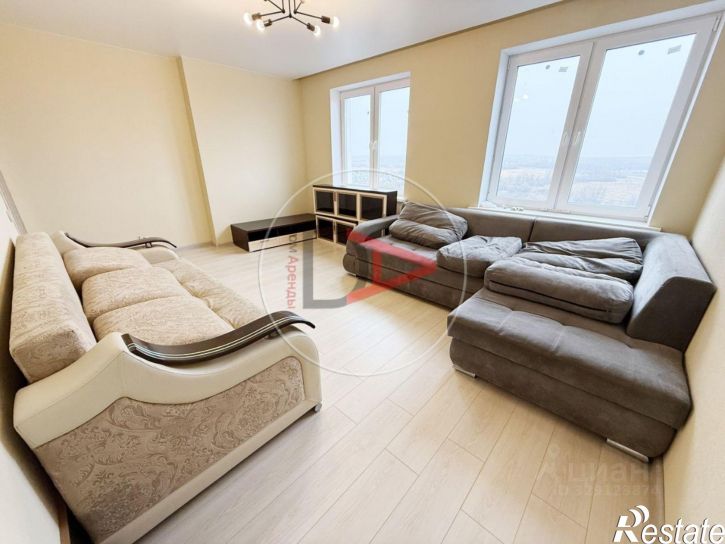 3-комн квартира ул Дмитрия Купцова, 2,  д. 2