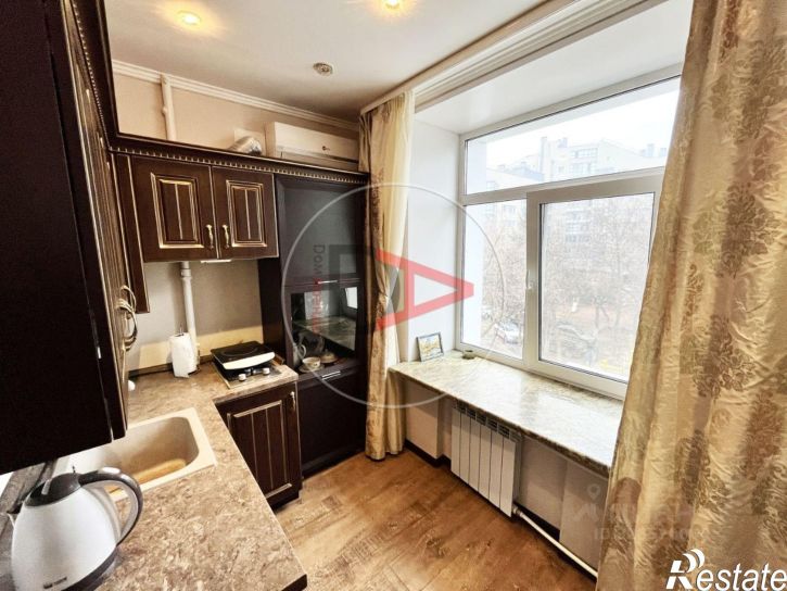 3-комн квартира пр-кт Октября, 11,  д. 11