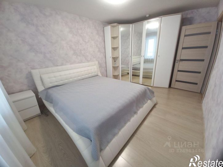 3-комн квартира ул Летчиков, 14,  д. 14