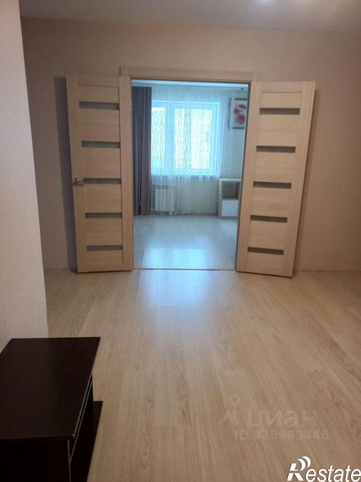 3-комн квартира ул Летчиков, 14,  д. 14