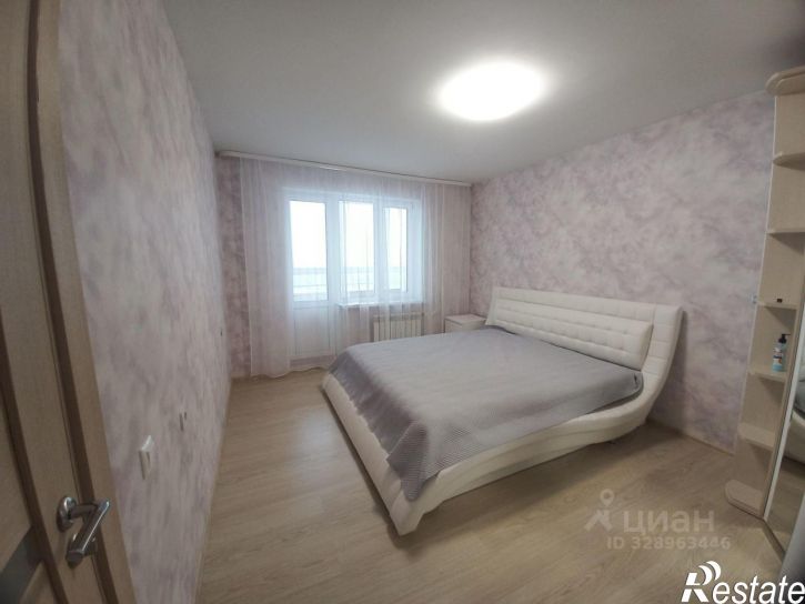 3-комн квартира ул Летчиков, 14,  д. 14