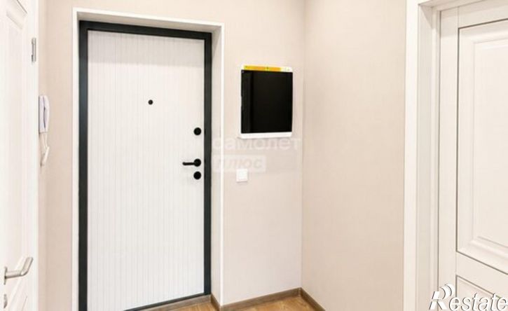 3-комн квартира улица Лётчиков, 2/10,  д. 2/10