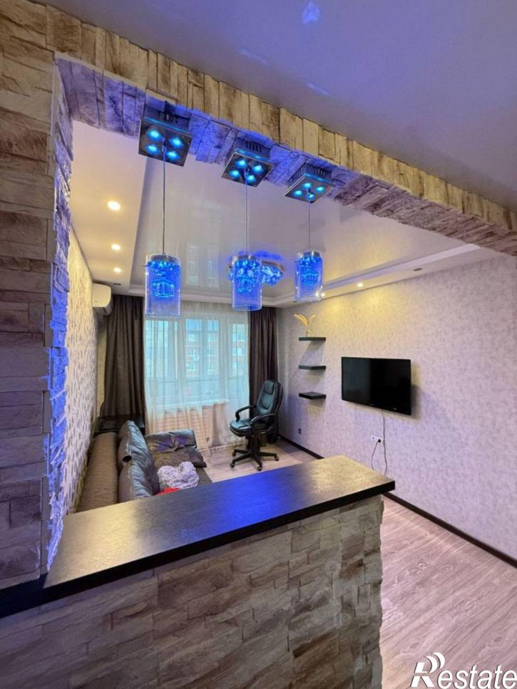 3-комн квартира ул Софьи Перовской, 23,  д. 23