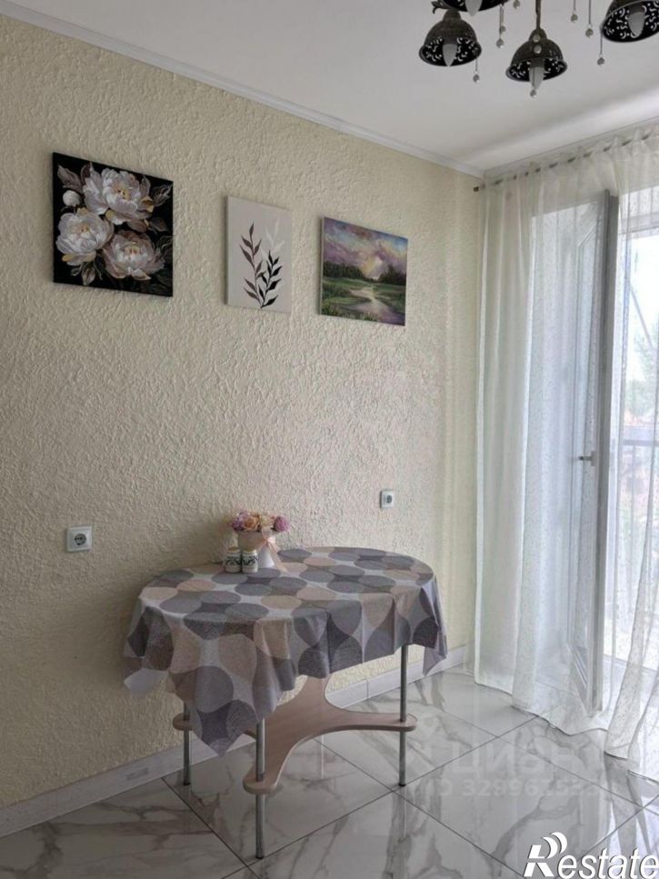 2-комн квартира улица Героя Зорина, 5,  д. 5