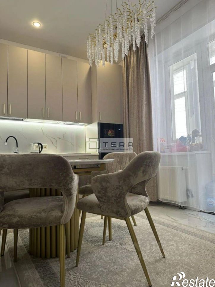3-комн квартира ул Ярмарочная, 15,  д. 15
