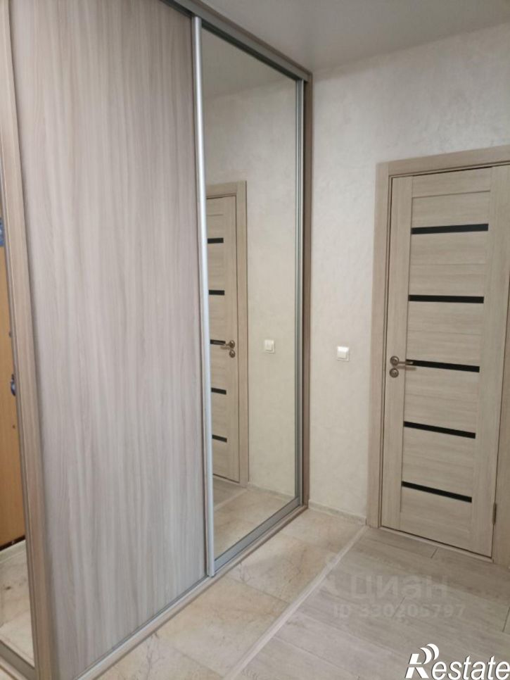 3-комн квартира улица Файзи Гаскарова, 11,  д. 11