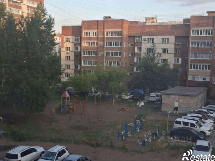 3-комн квартира улица Юрия Гагарина, 14,  д. 14