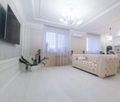 4-комн, 175кв м, этаж 8/10 ул Кирова, 31