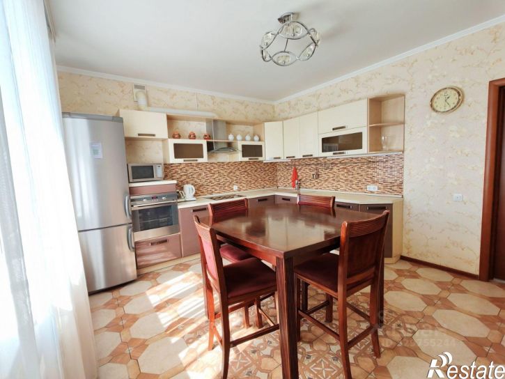 2-комн квартира пр-кт Салавата Юлаева, 3,  д. 3