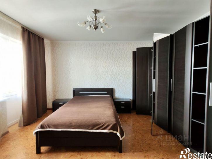 2-комн квартира пр-кт Салавата Юлаева, 3,  д. 3
