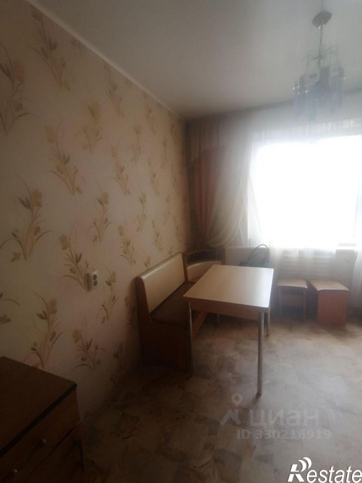3-комн квартира ул Лесотехникума, 28,  д. 28