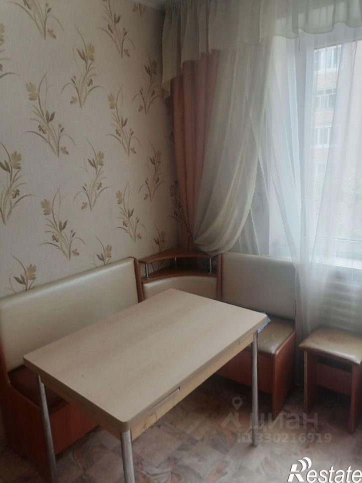 3-комн квартира ул Лесотехникума, 28,  д. 28
