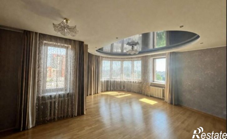 3-комн квартира улица Братьев Кадомцевых, 6/2,  д. 6/2
