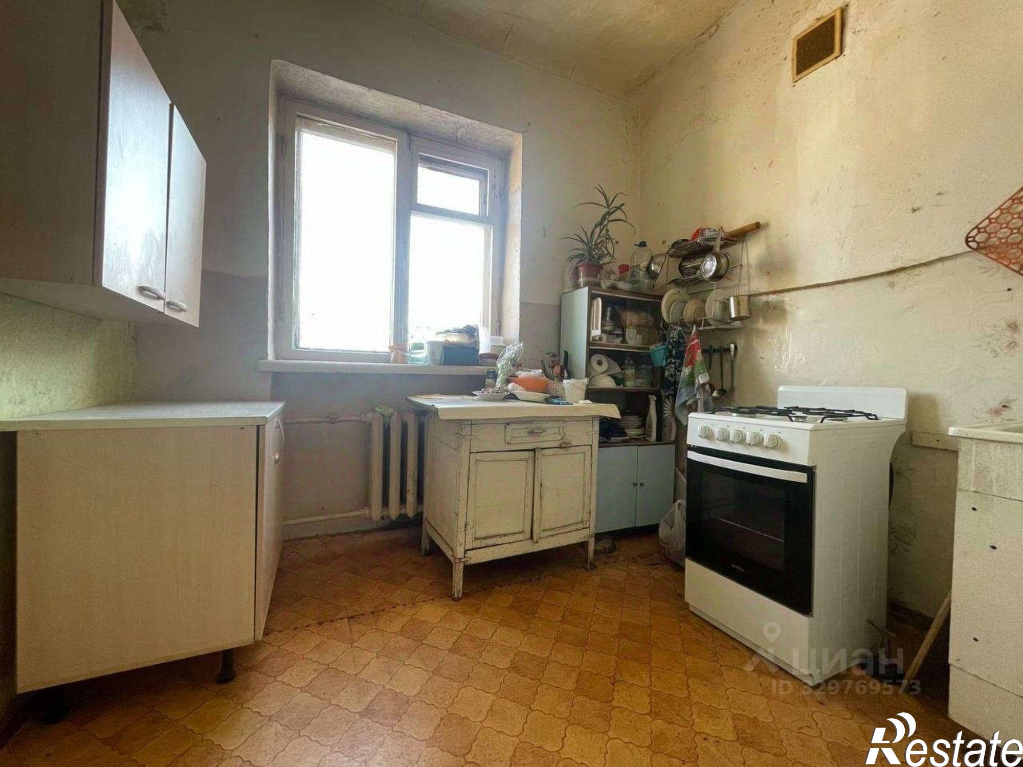 Купить комнату за 1 190 000 рублей на ул Суворова, 70/56