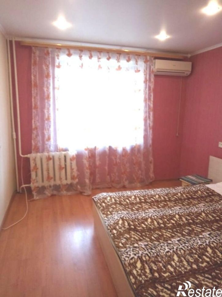 2-комн квартира улица Менделеева, 118,  д. 118