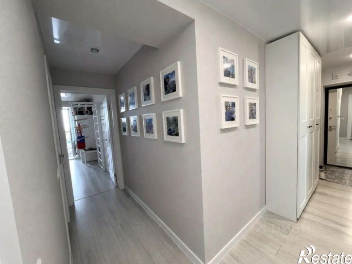 2-комн квартира улица Комарова, 8,  д. 8