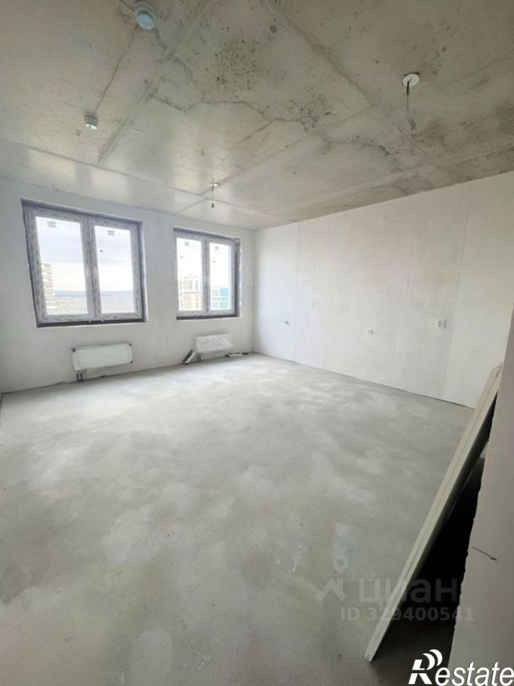 3-комн квартира улица Евгения Столярова, 13,  д. 13