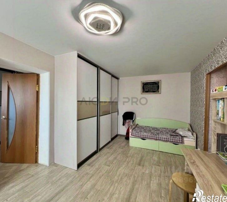 3-комн квартира ул Рихарда Зорге, 44,  д. 44