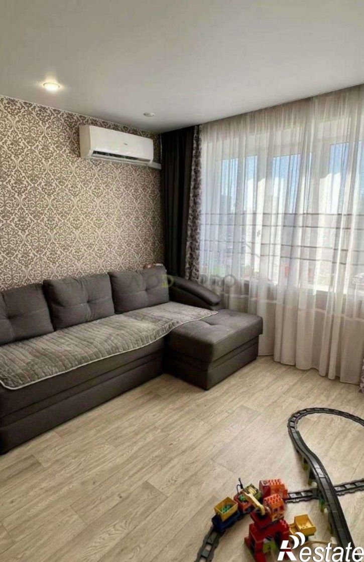 3-комн квартира ул Рихарда Зорге, 44,  д. 44