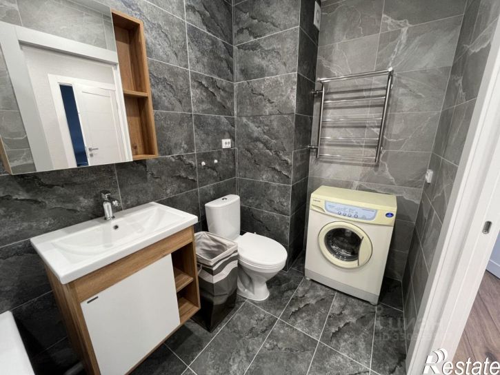 1-комн квартира улица Лётчика Кобелева, 1,  д. 1