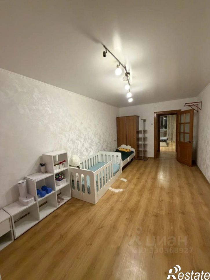 3-комн квартира улица Адмирала Макарова, 18/1,  д. 18/1