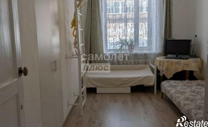 3-комн квартира улица Левченко, 4,  д. 4