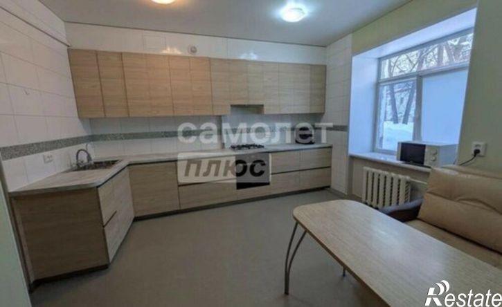 3-комн квартира улица Левченко, 4,  д. 4