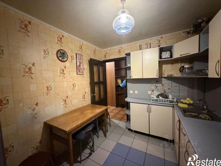 4-комн квартира улица Ирендык, 4,  д. 4