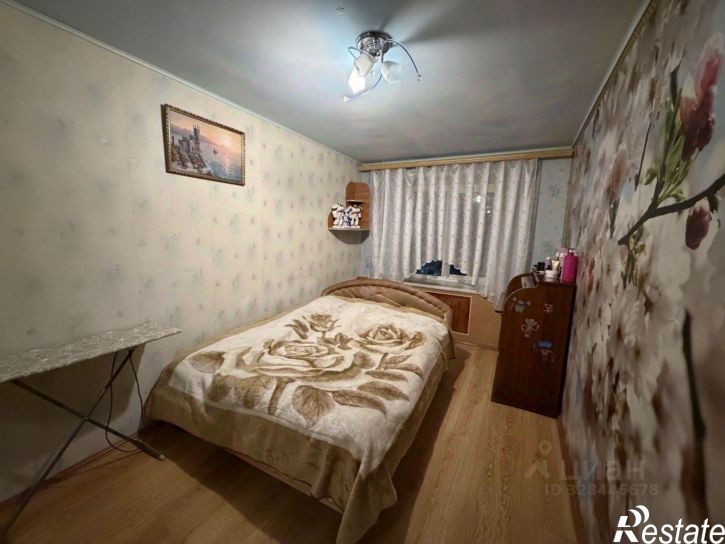 4-комн квартира улица Ирендык, 4,  д. 4