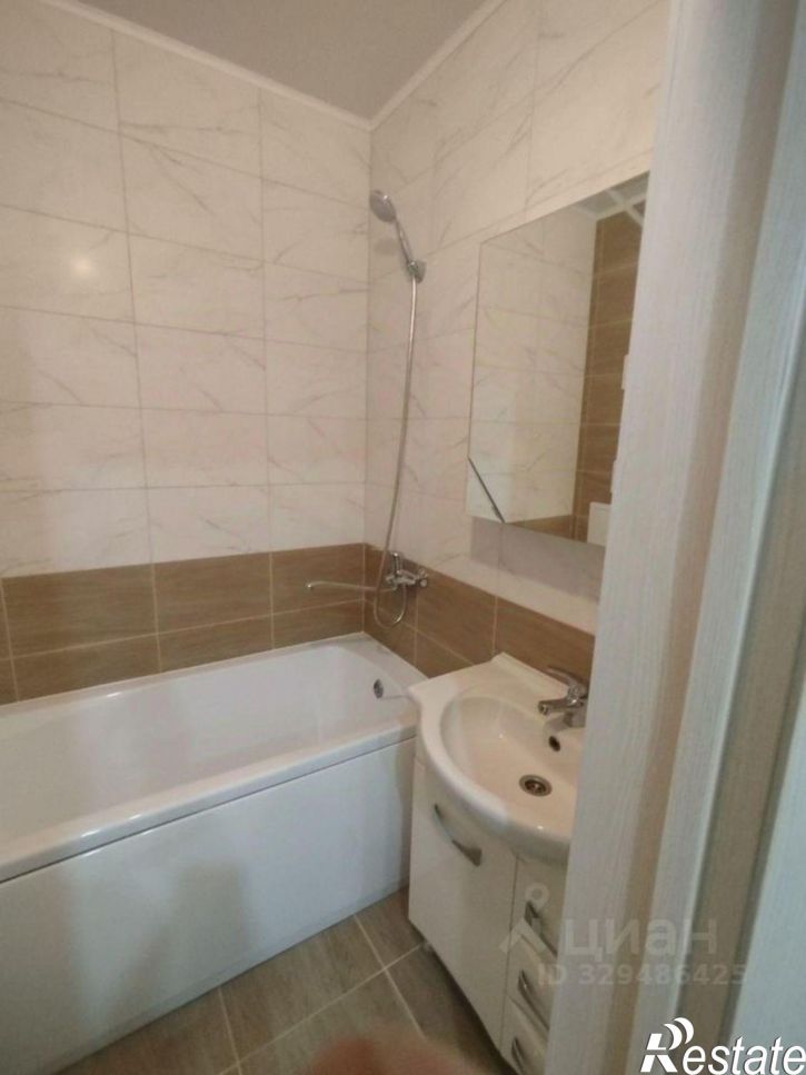3-комн квартира ул Гази Загитова, 9/1,  д. 9/1