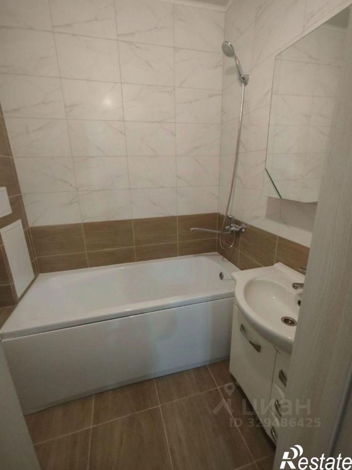 3-комн квартира ул Гази Загитова, 9/1,  д. 9/1