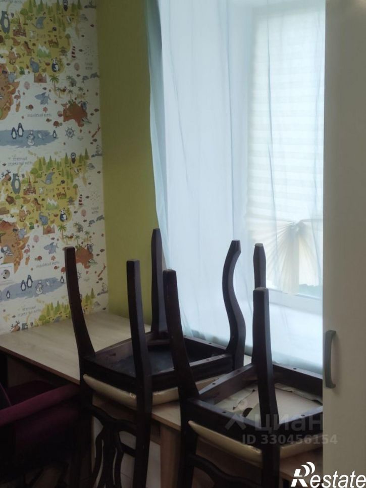 3-комн квартира пр-кт Октября, 82,  д. 82