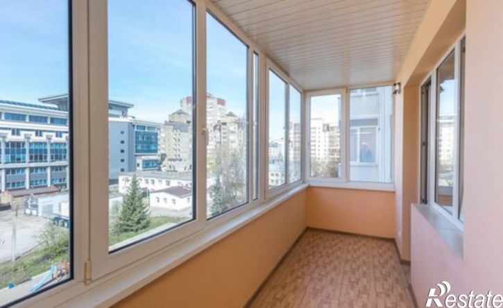 3-комн квартира ул Цюрупы, 76,  д. 76