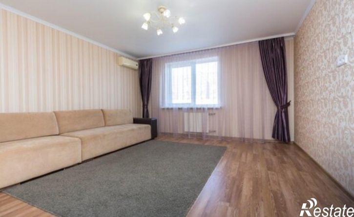 3-комн квартира ул Цюрупы, 76,  д. 76