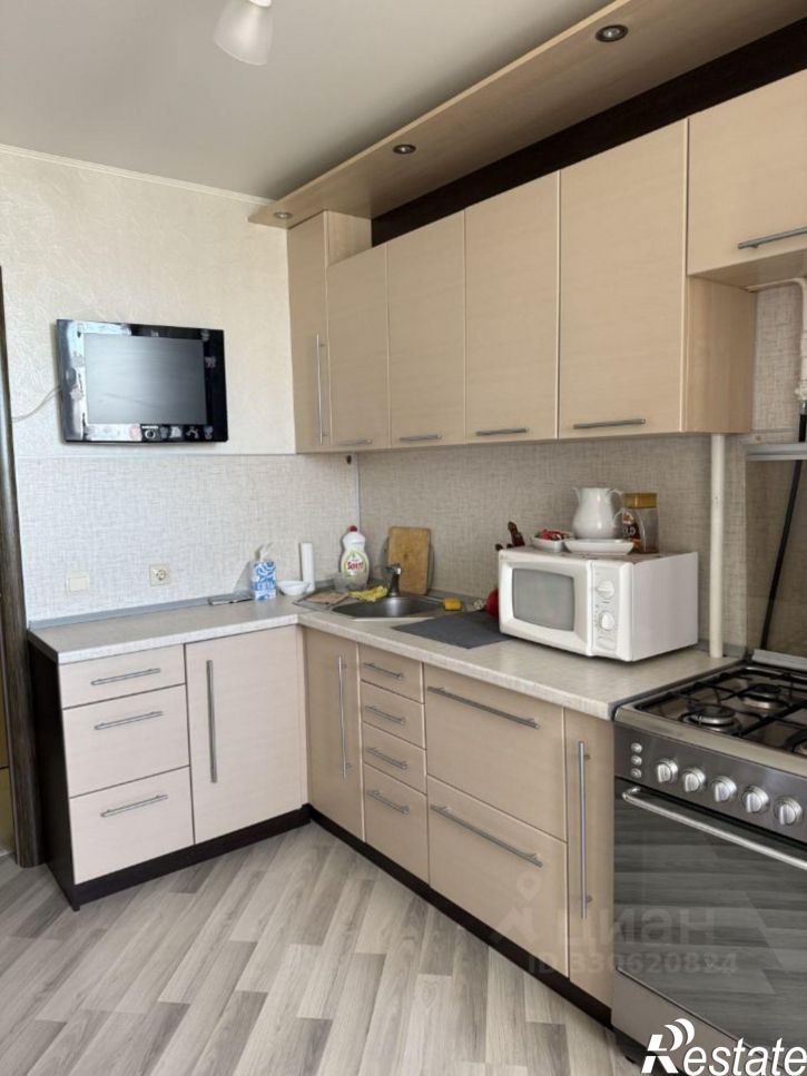 2-комн квартира улица Зайнаб Биишевой, 2,  д. 2